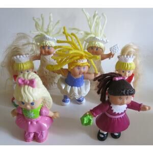 VINTAGE 1990s Cabbage Patch Figurines Set of 7 Mimi/Ali/Sally/Brides Toys